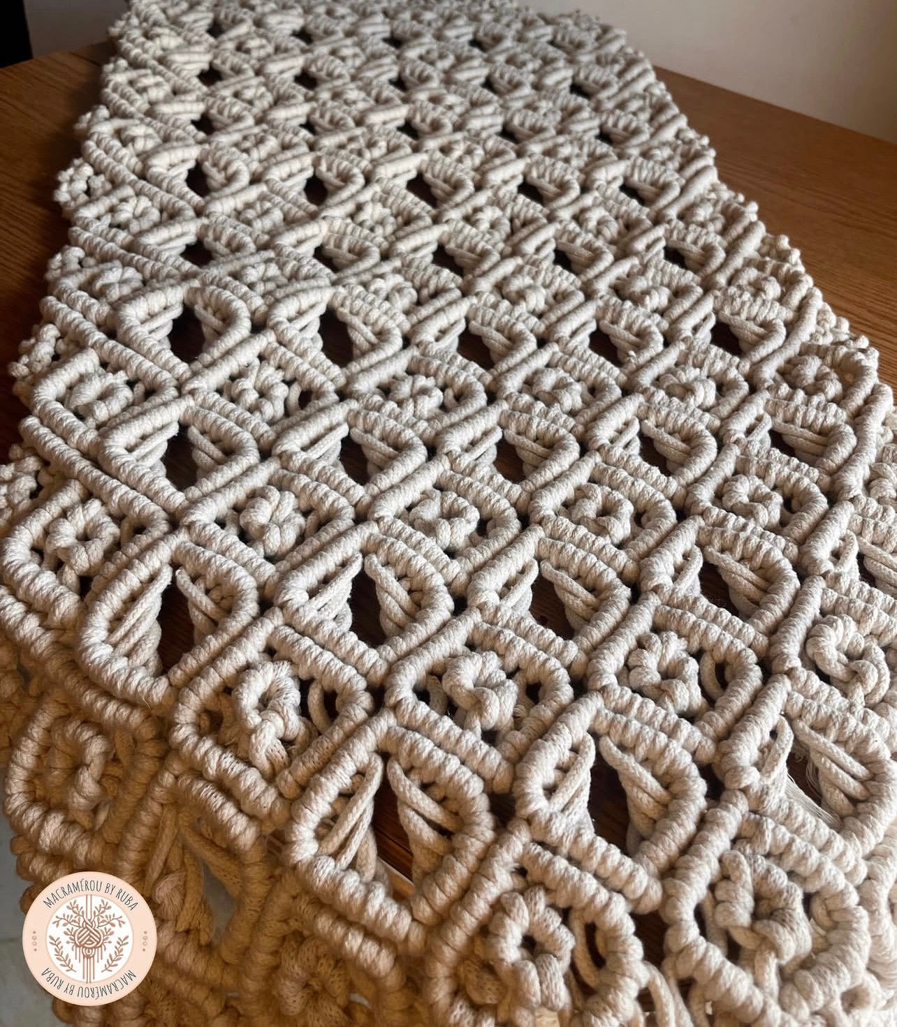 Tulip Luxury Boho Macramé Table Runner