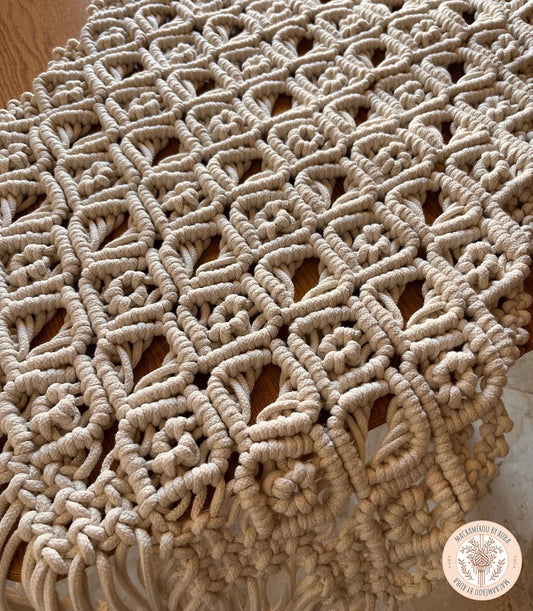 Tulip Luxury Boho Macramé Table Runner